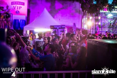 Wipe Out 4 Songkran Festival — photo 415