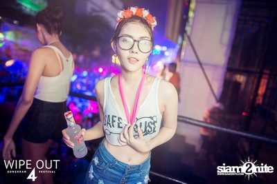 Wipe Out 4 Songkran Festival — photo 514