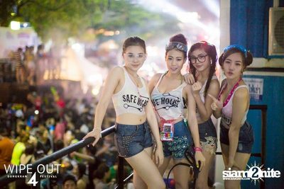 Wipe Out 4 Songkran Festival — photo 428