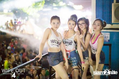 Wipe Out 4 Songkran Festival — photo 423