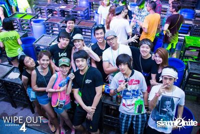 Wipe Out 4 Songkran Festival — photo 402