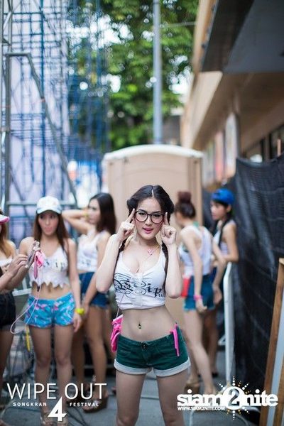 Wipe Out 4 Songkran Festival — photo 55
