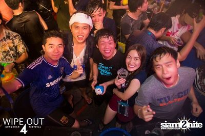 Wipe Out 4 Songkran Festival — photo 550