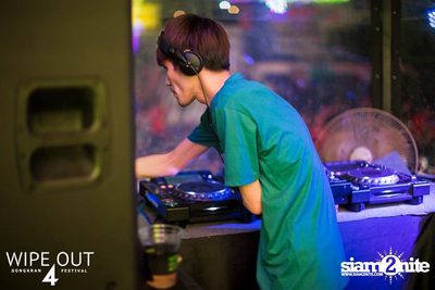 Wipe Out 4 Songkran Festival — photo 220