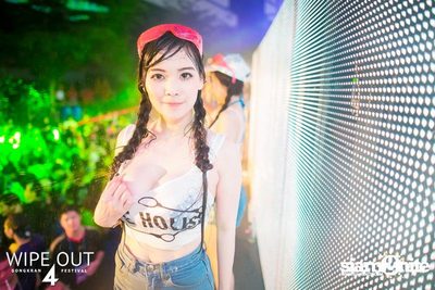 Wipe Out 4 Songkran Festival — photo 536