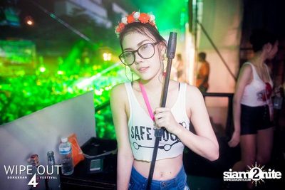 Wipe Out 4 Songkran Festival — photo 518
