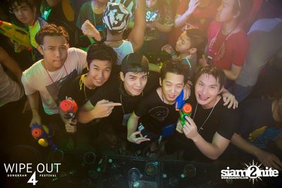 Wipe Out 4 Songkran Festival — photo 307