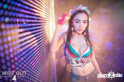 Wipe Out 4 Songkran Festival — photo 556