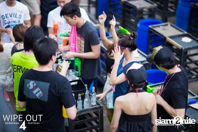 Wipe Out 4 Songkran Festival — photo 30