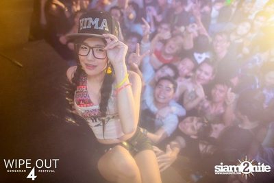 Wipe Out 4 Songkran Festival — photo 377