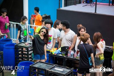 Wipe Out 4 Songkran Festival — photo 32