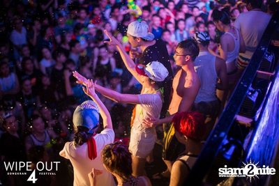 Wipe Out 4 Songkran Festival — photo 478
