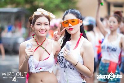 Wipe Out 4 Songkran Festival — photo 5
