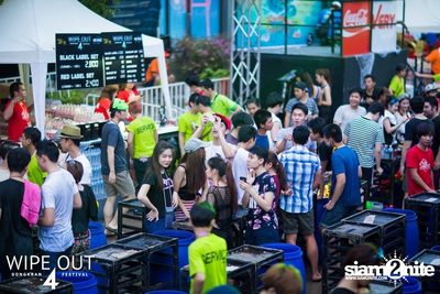 Wipe Out 4 Songkran Festival — photo 400