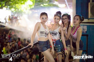 Wipe Out 4 Songkran Festival — photo 422
