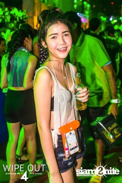 Wipe Out 4 Songkran Festival — photo 328