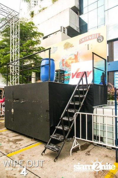 Wipe Out 4 Songkran Festival — photo 15