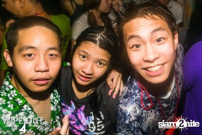 Wipe Out 4 Songkran Festival — photo 360
