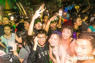 Wipe Out 4 Songkran Festival — photo 348