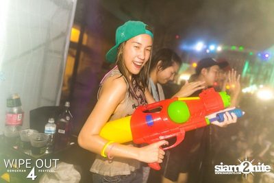Wipe Out 4 Songkran Festival — photo 548