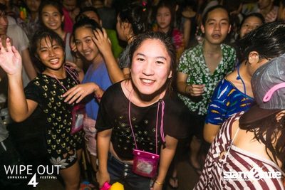 Wipe Out 4 Songkran Festival — photo 355