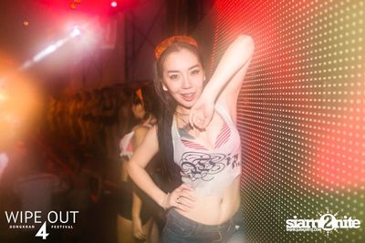 Wipe Out 4 Songkran Festival — photo 479