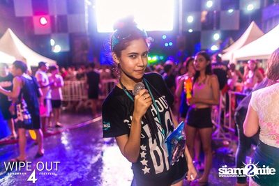 Wipe Out 4 Songkran Festival — photo 554
