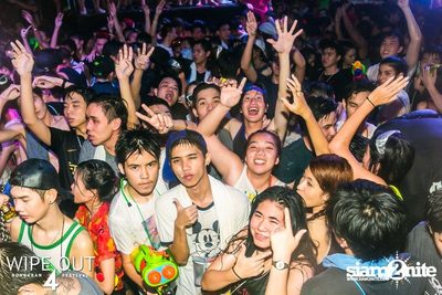 Wipe Out 4 Songkran Festival — photo 402