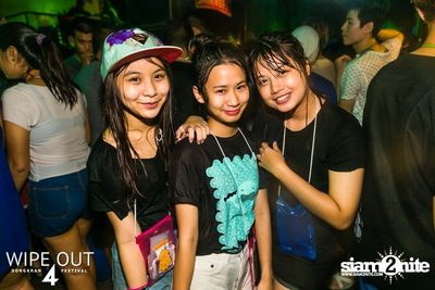 Wipe Out 4 Songkran Festival — photo 350
