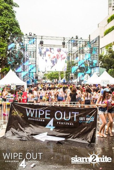 Wipe Out 4 Songkran Festival — photo 145