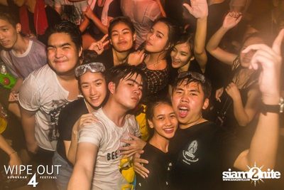 Wipe Out 4 Songkran Festival — photo 429