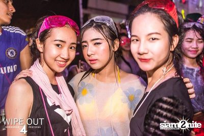 Wipe Out 4 Songkran Festival — photo 373