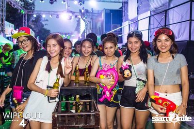 Wipe Out 4 Songkran Festival — photo 202
