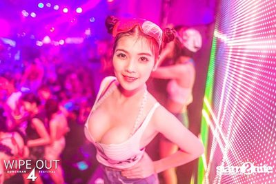 Wipe Out 4 Songkran Festival — photo 489