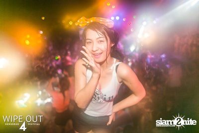 Wipe Out 4 Songkran Festival — photo 478