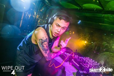 Wipe Out 4 Songkran Festival — photo 393