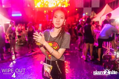 Wipe Out 4 Songkran Festival — photo 568