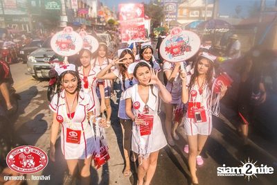 Singha Soda pres. Wan Lai Pattaya on Central Pattaya Road — photo 1