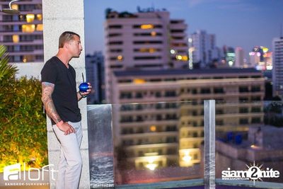 Aloft Pool Party 'Sexy White T-Shirt' — photo 193