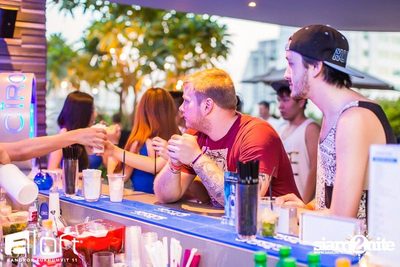 Aloft Pool Party 'Sexy White T-Shirt' — photo 160
