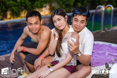 Aloft Pool Party 'Sexy White T-Shirt' — photo 166
