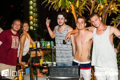 Aloft Pool Party 'Sexy White T-Shirt' — photo 268