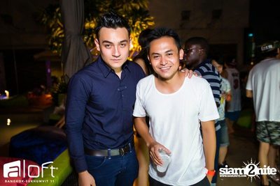 Aloft Pool Party 'Sexy White T-Shirt' — photo 262