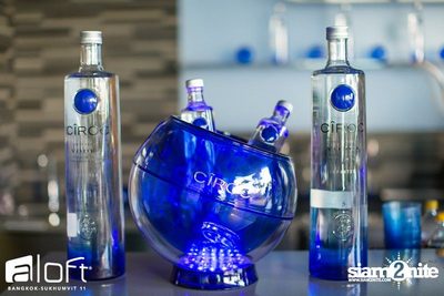 Aloft Pool Party 'Sexy White T-Shirt' — photo 27