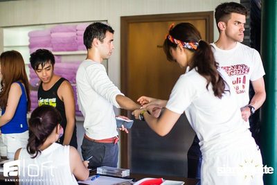 Aloft Pool Party 'Sexy White T-Shirt' — photo 92