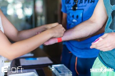 Aloft Pool Party 'Sexy White T-Shirt' — photo 47