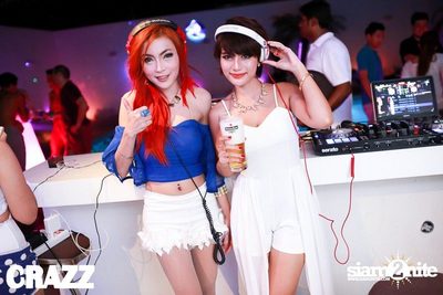 EST. Cola pres. Crazz Pool Party — photo 48