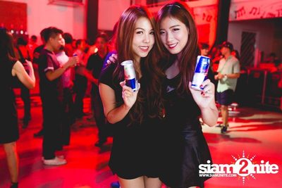 Red Bull "Red Monday" — photo 12