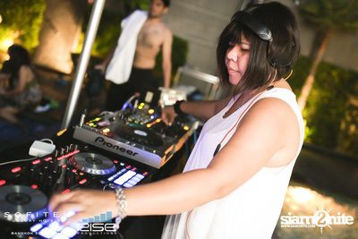 Curfew Approved Pool Party — photo 109