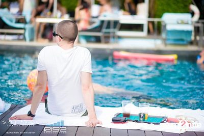 KOOL BY THE POOL — photo 38